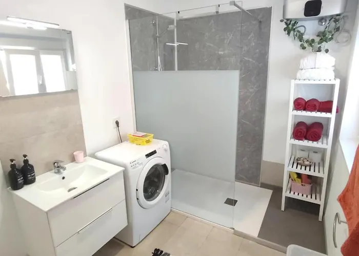 Fantastico Terrasse Balkon Klima Kueche Gratis Parkplatz Bbq Apartman *