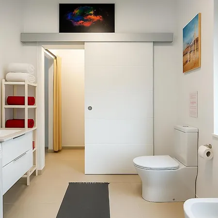Fantastico Ruhige Top-lage, Balkon Oder Terrasse, Gratis Parkplatz & Klimaanlage, Ideal Fuer Paare Und Alleinreisende Puerto de la Cruz (Tenerife)