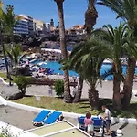 Apartment Fantastico Terrasse Balkon Klima Küche Parkplatz Bbq Genial Für Paare *