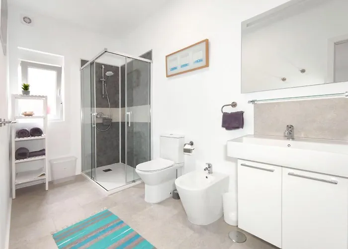 Fantastico Terrasse Balkon Klima Kueche Gratis Parkplatz Bbq Lägenhet